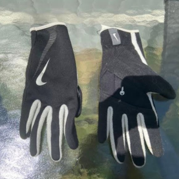 nike winter gloves